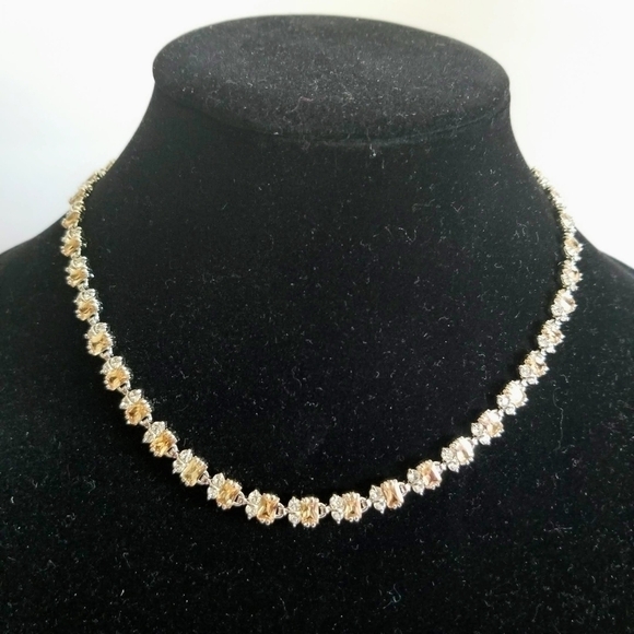 Pink Clear Rhinestones Necklace and Earring Set - Picture 5 of 8